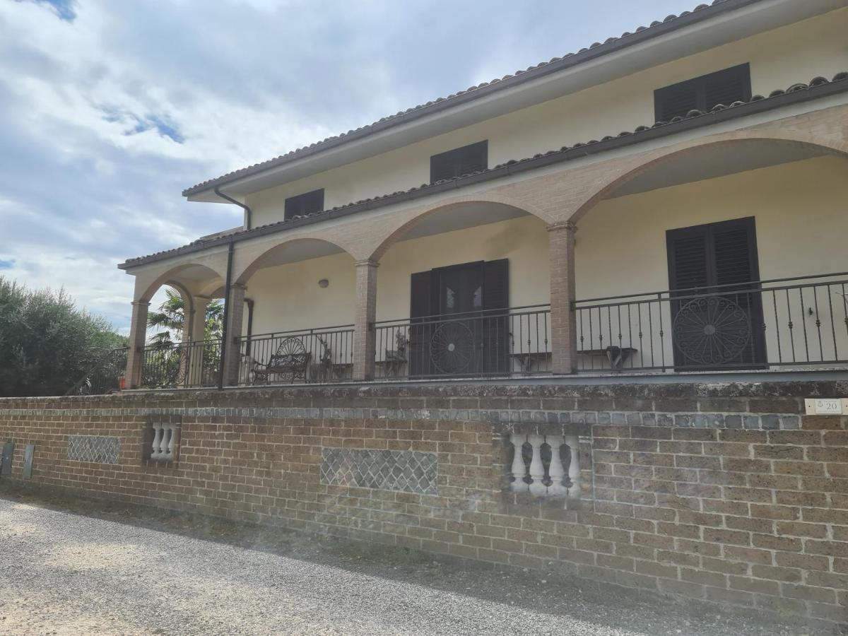 Novadomus Hotel Corfinio Bagian luar foto